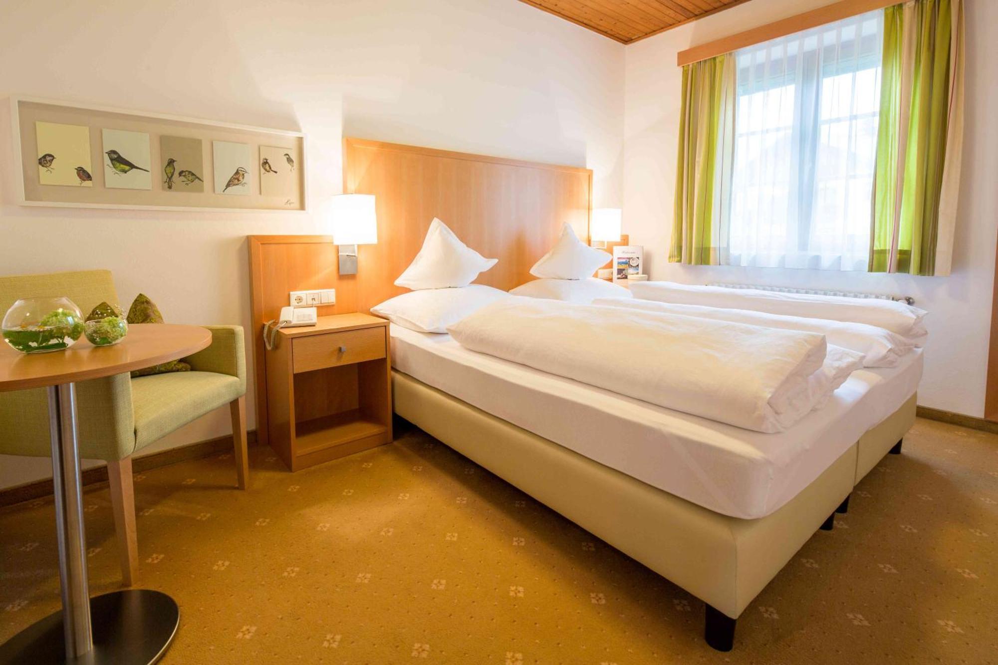 Pension An Der Linde Лагундо Номер фото