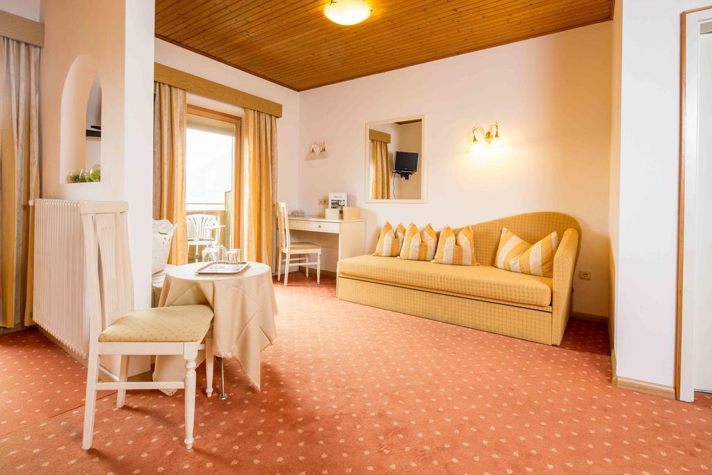 Pension An Der Linde Лагундо Экстерьер фото